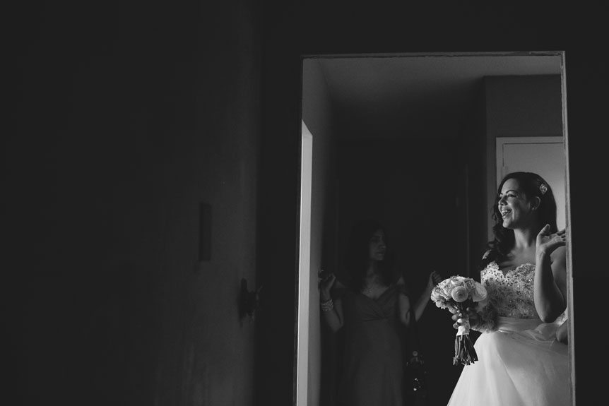 Toronto wedding photojournalist captures a spontaneous moment with the bride on her wedding day