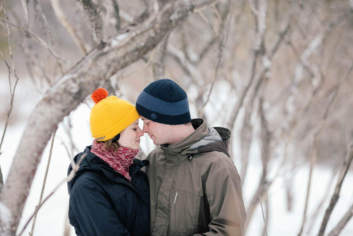 A winter engagement session outdoors by Toronto wedding photographer.