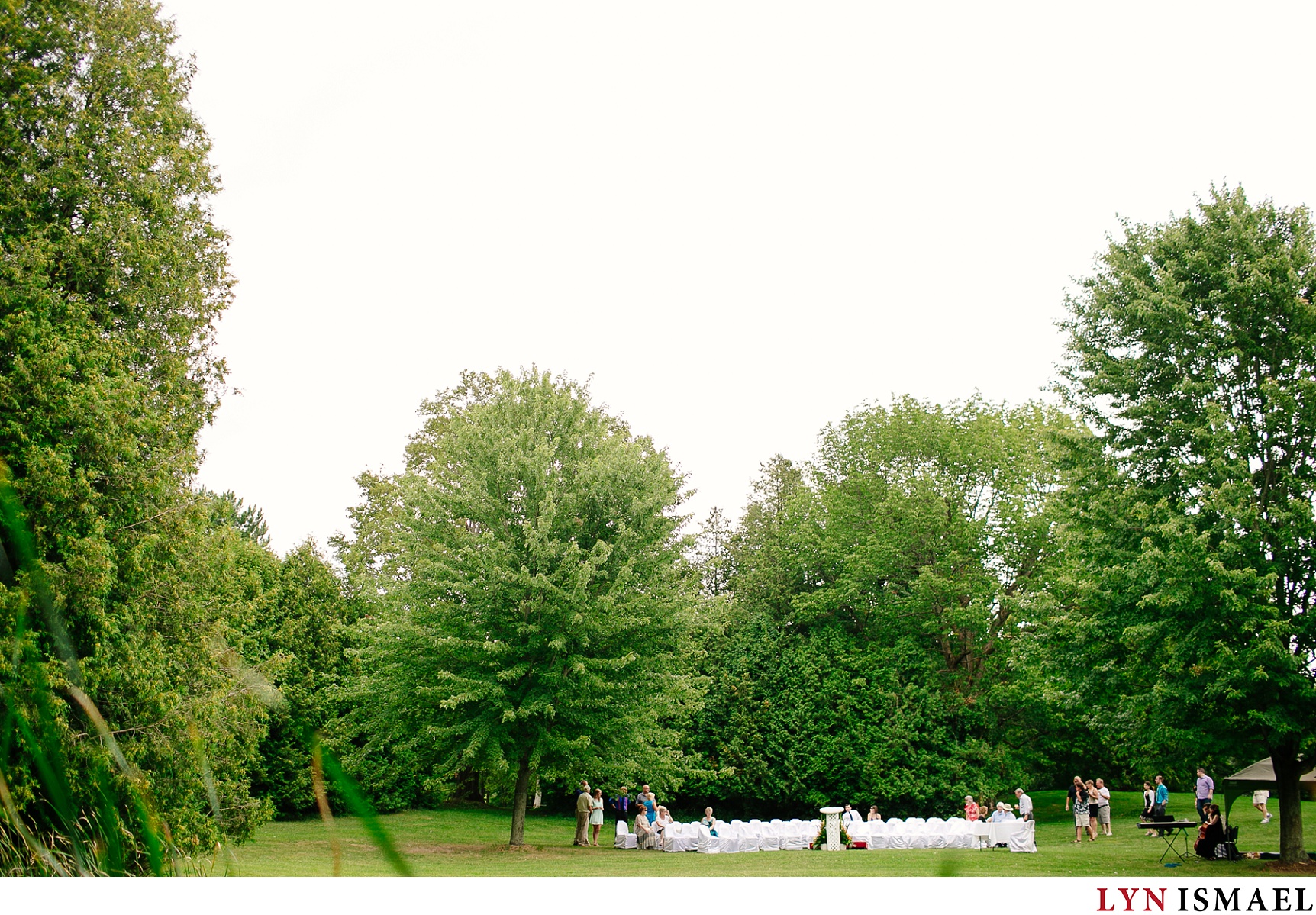 outdoor wedding venue near Fergus and Guelph in Ontario.