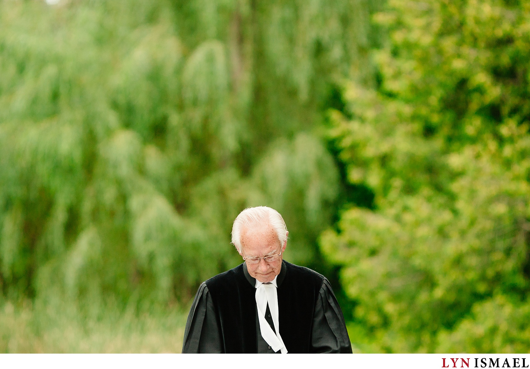 the bride's grandfather held the wedding ceremony at a Belwood Lake wedding