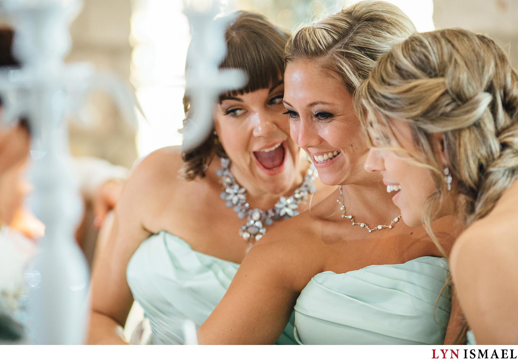 Bridesmaids pose for a selfie at a Waterloo Region wedding.