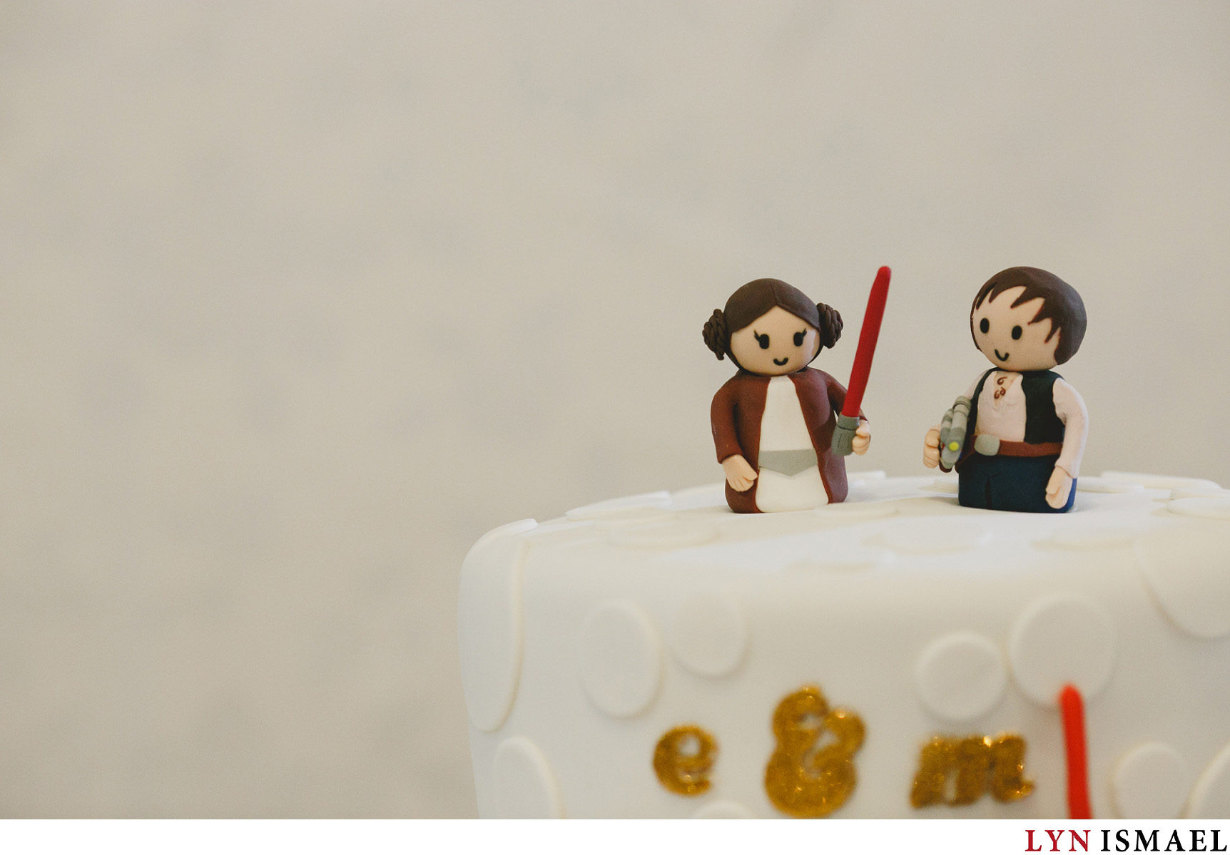 Princess Leia and Han Solo cake topper at a wedding in Vaughan, Ontario.