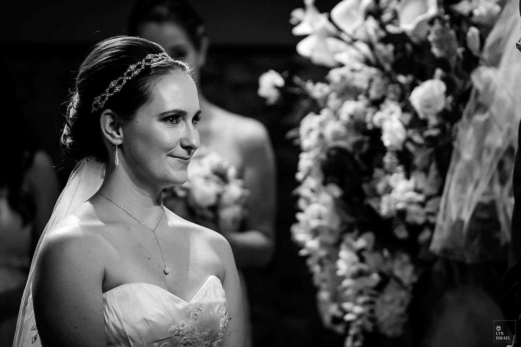 Beautiful bride at her wedding ceremony in Dundurn Castle in Hamilton