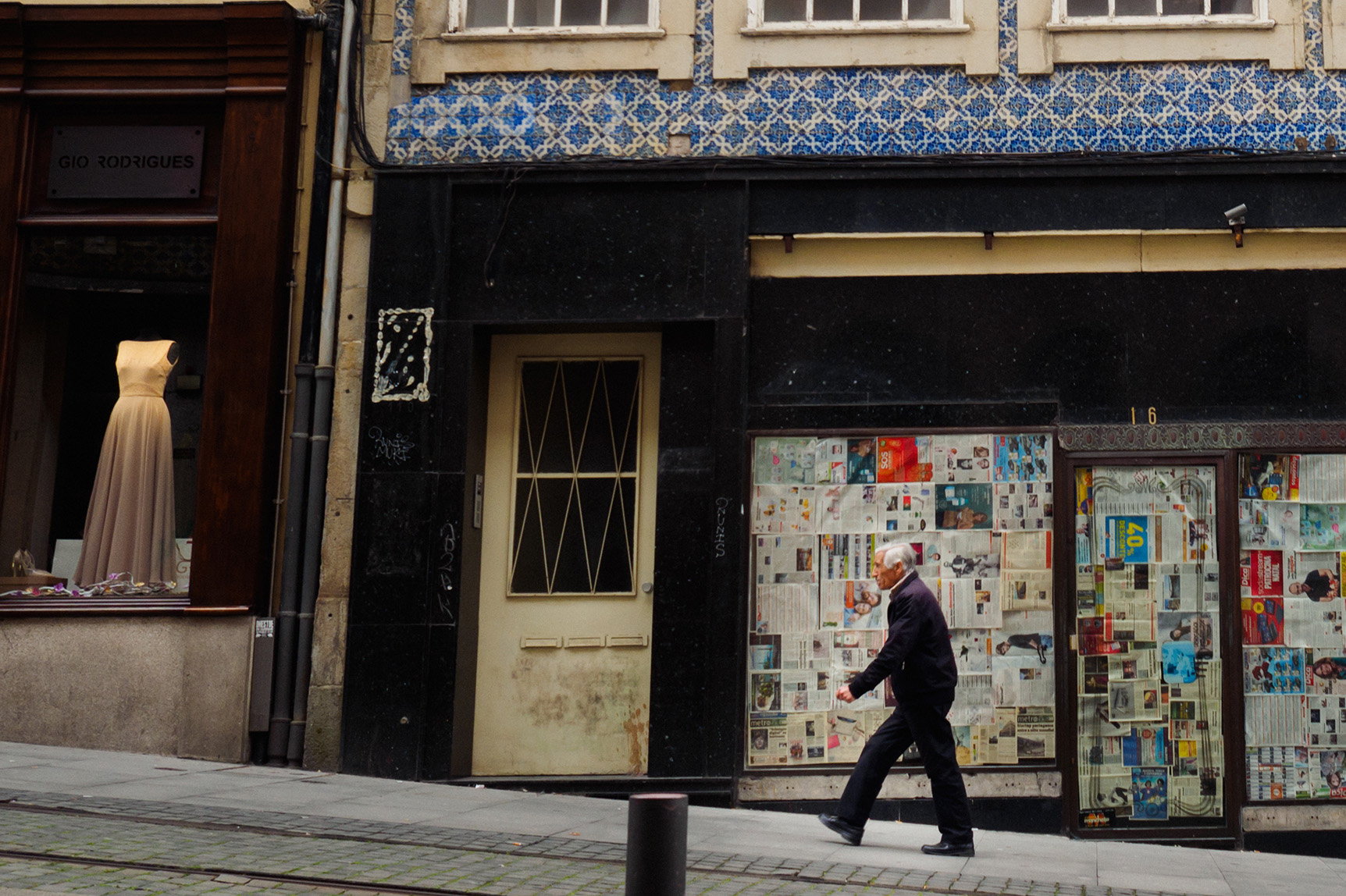 Street photography in Porto