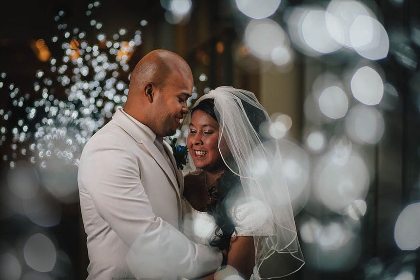 An artful portrait with a Filipino bride and groom in Toronto